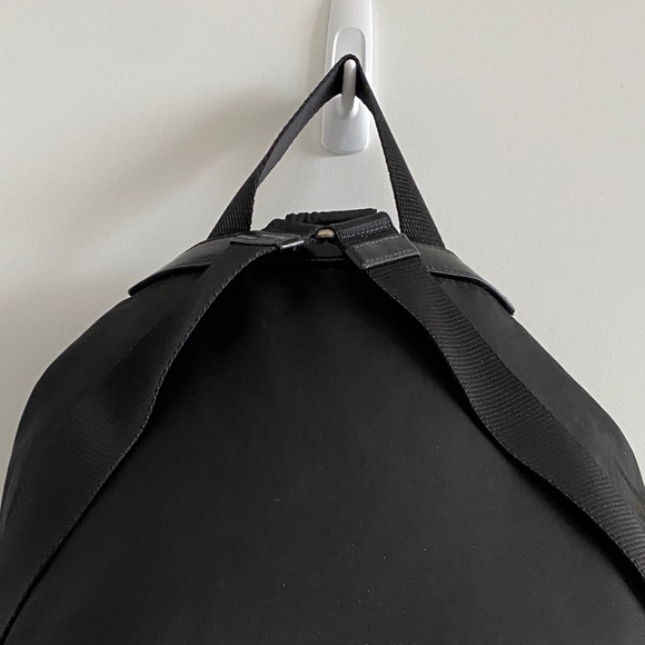100% authentic PRADA Tessuto Vela Nero
classic medium backpack - Picture 7 of 16